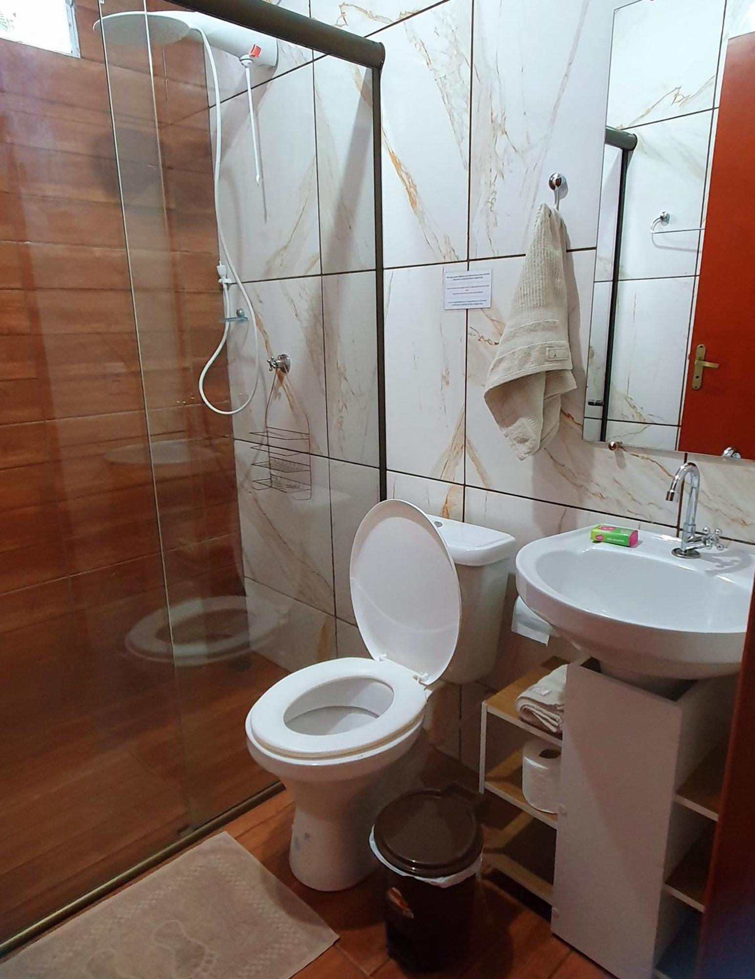 Proximo A Av Das Cataratas - Ar Condicionado - Estacionamento Privado Φοζ ντο Ιγκουασού Εξωτερικό φωτογραφία
